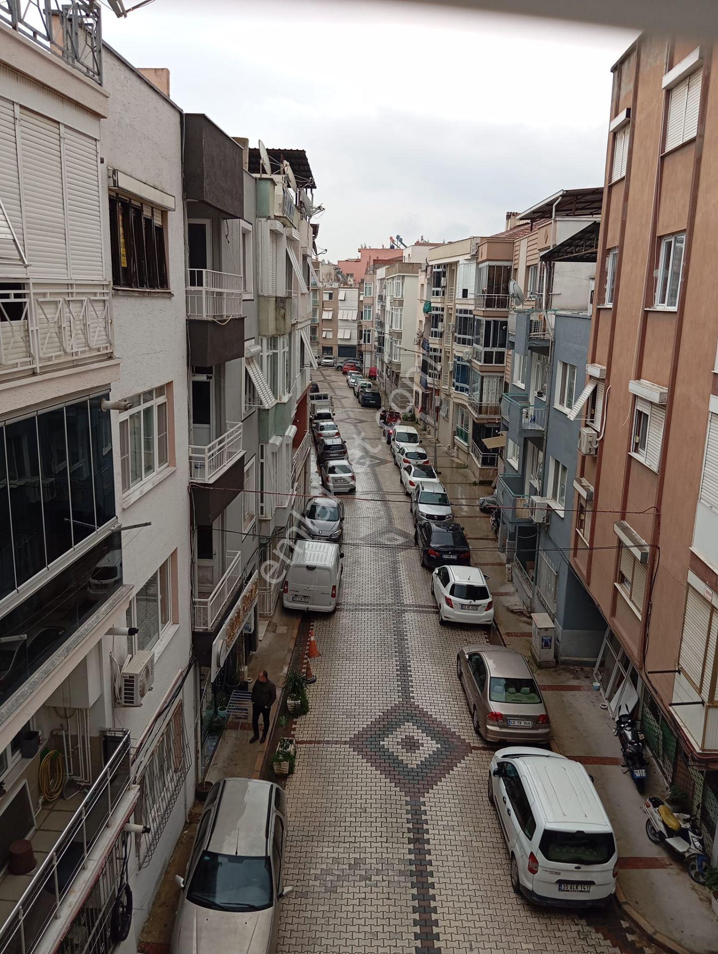 Menemen Merkez Kasımpaşa Da 2+1(85m2) Satılık Daire - Görsel 9