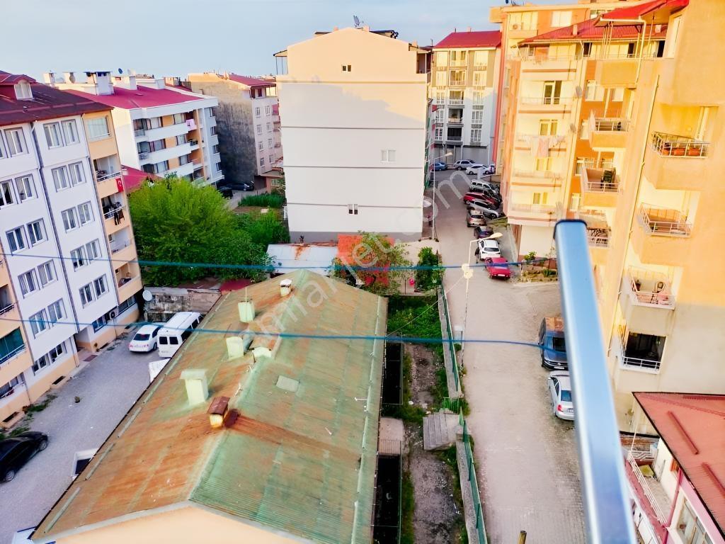 Vavien Emlak'tan Asansörlü, Doğalgazlı Merkezde Kiralık Daire - Görsel 5