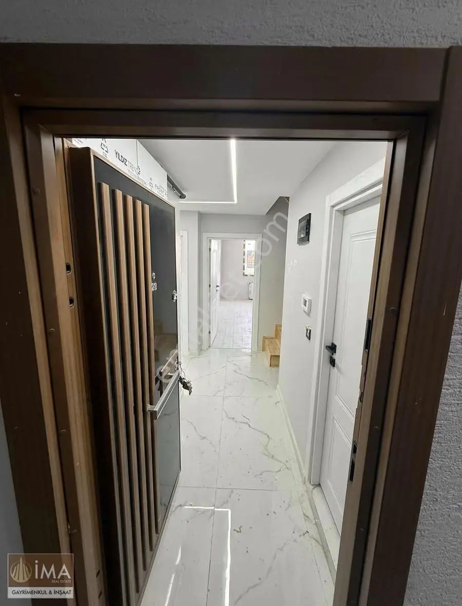 İma'dan Avcılarda Göl Manzaralı Satılık 5+1 Daire