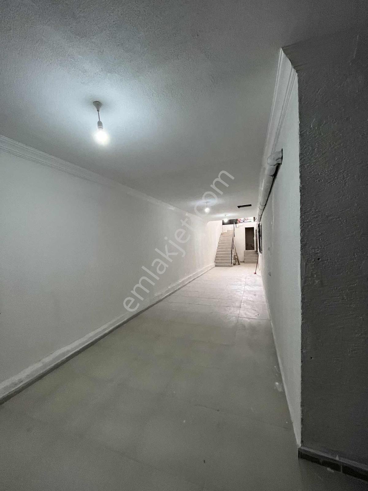 Güvercintepe Gül Sokakta Kiralık Geniş Ve Kullanışlı Depo.220m2 - Görsel 2