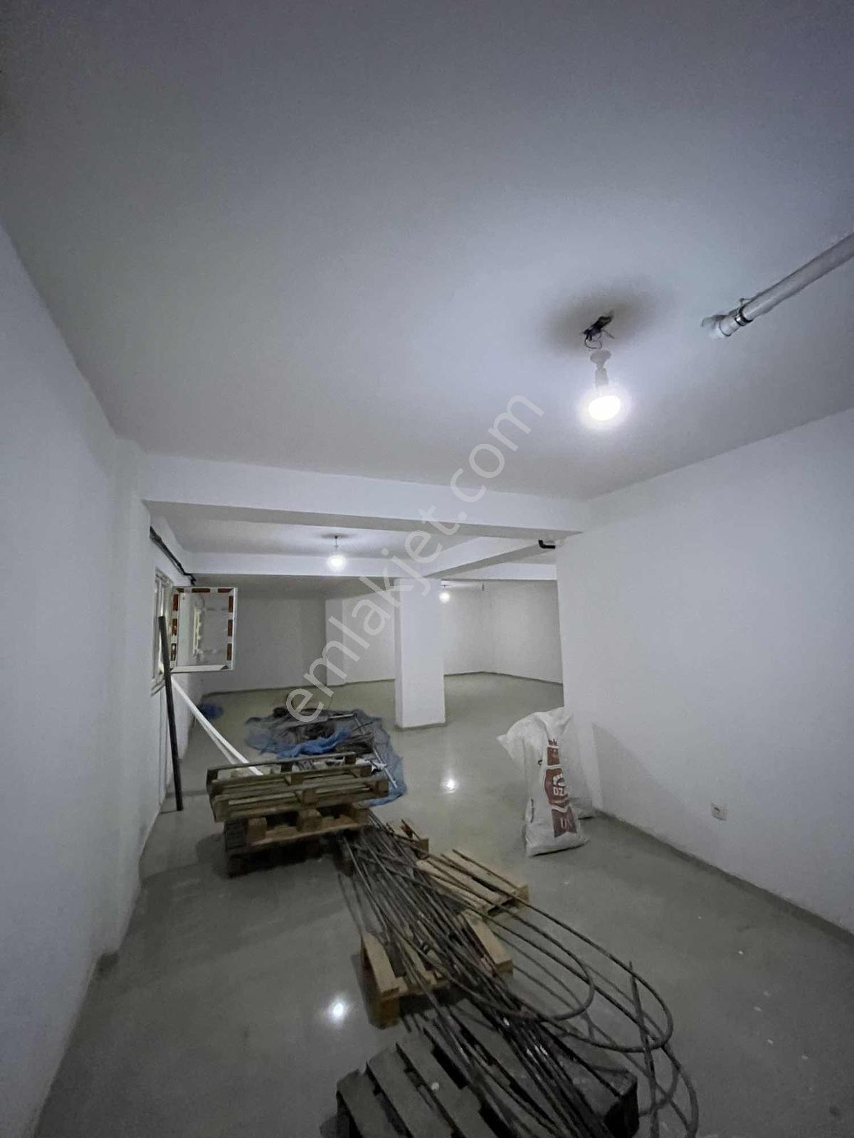 Güvercintepe Gül Sokakta Kiralık Geniş Ve Kullanışlı Depo.220m2 - Görsel 16