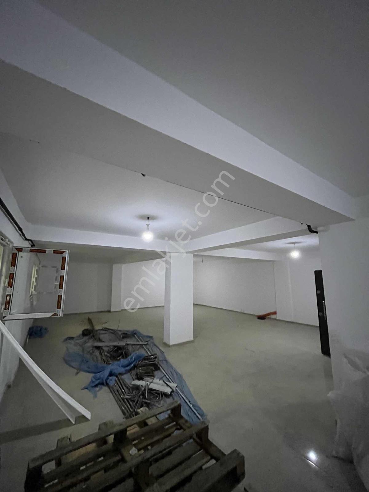 Güvercintepe Gül Sokakta Kiralık Geniş Ve Kullanışlı Depo.220m2 - Görsel 18