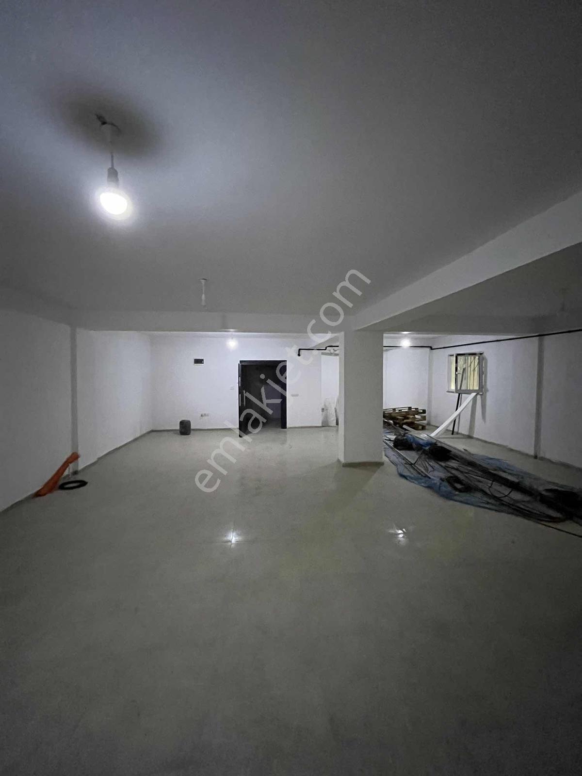 Güvercintepe Gül Sokakta Kiralık Geniş Ve Kullanışlı Depo.220m2 - Görsel 12