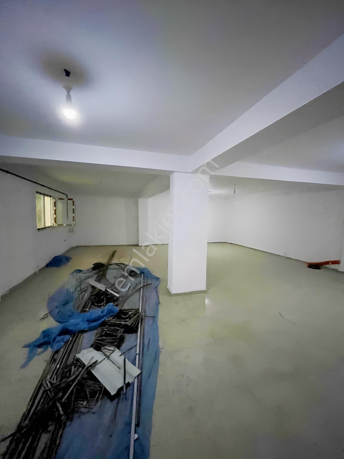 Güvercintepe Gül Sokakta Kiralık Geniş Ve Kullanışlı Depo.220m2 - Görsel 13