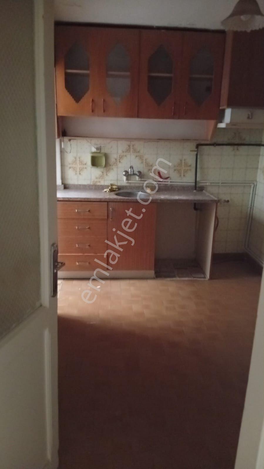 Aydın Kent Meydanında Kiralık Dogalgazlı 3+1 Daire Ofis Olabilir - Görsel 6