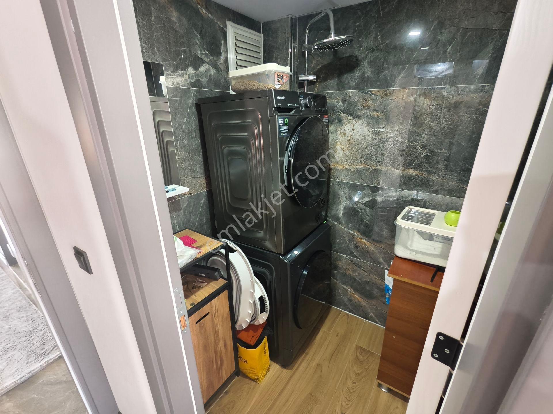 Pera'dan Sazova Kavaklar Sk 290 M2 5+1 Kiralık Triblex Villa - Görsel 15