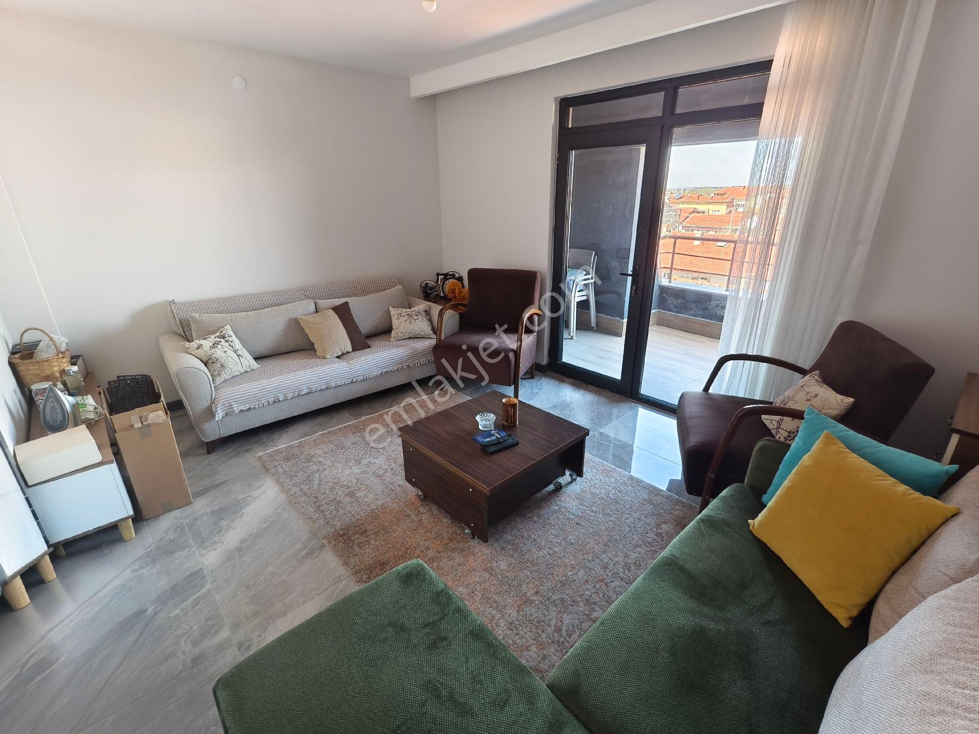 Pera'dan Sazova Kavaklar Sk 290 M2 5+1 Kiralık Triblex Villa - Görsel 27
