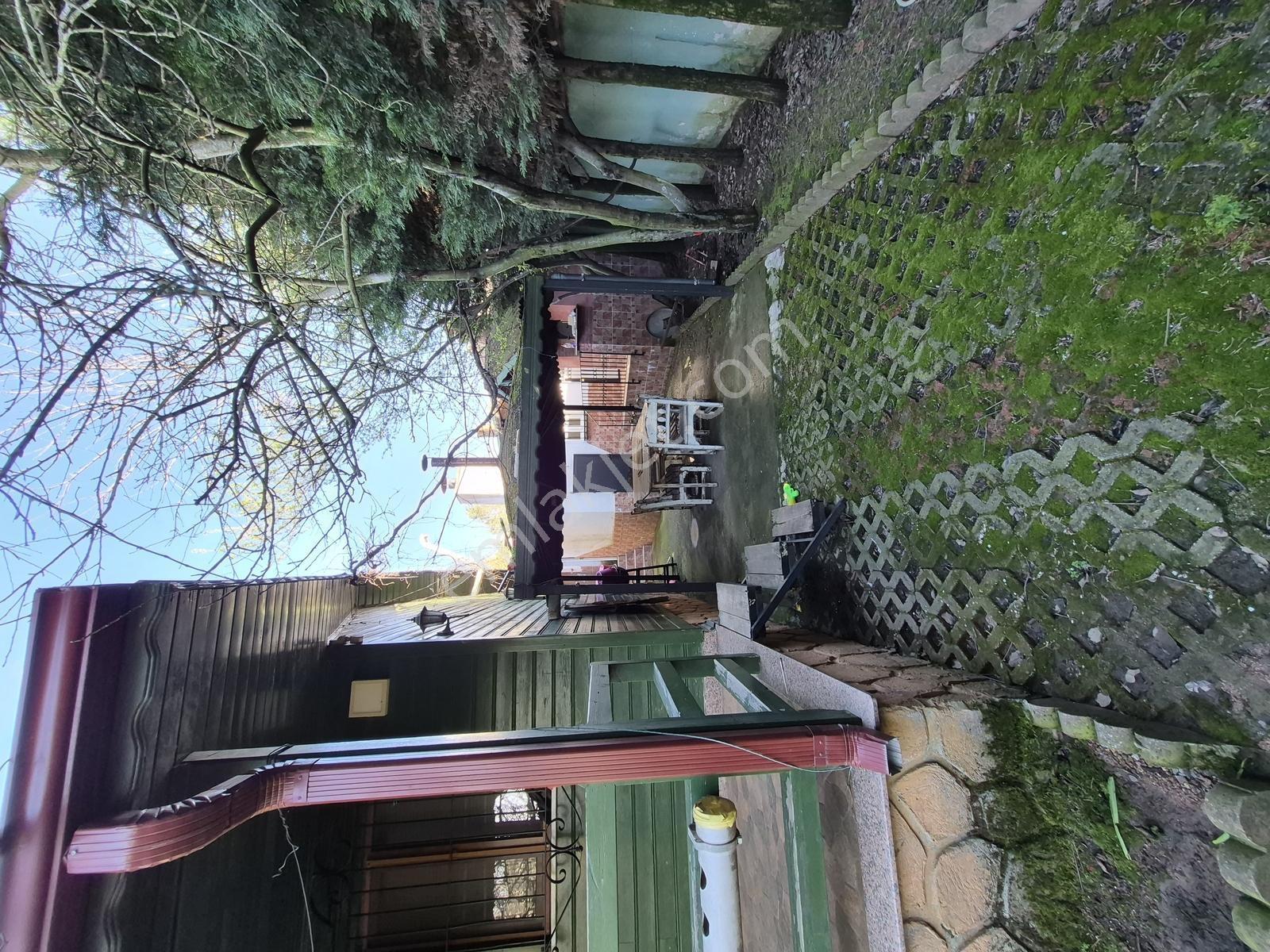 Balçık Merkezde Kiralık Açık Alan Arsa - Görsel 2