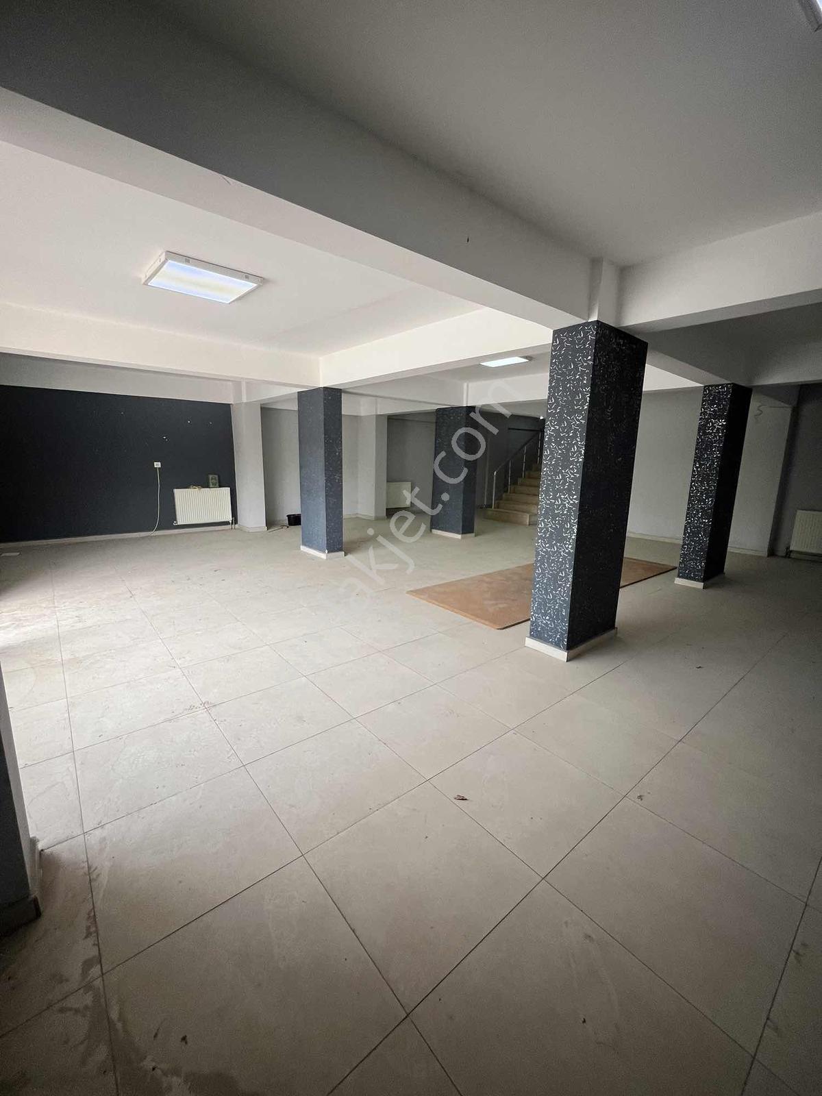 Zenginlerden Irlamaz Karşısı Kiralık Batarlı İşyeri - Görsel 5