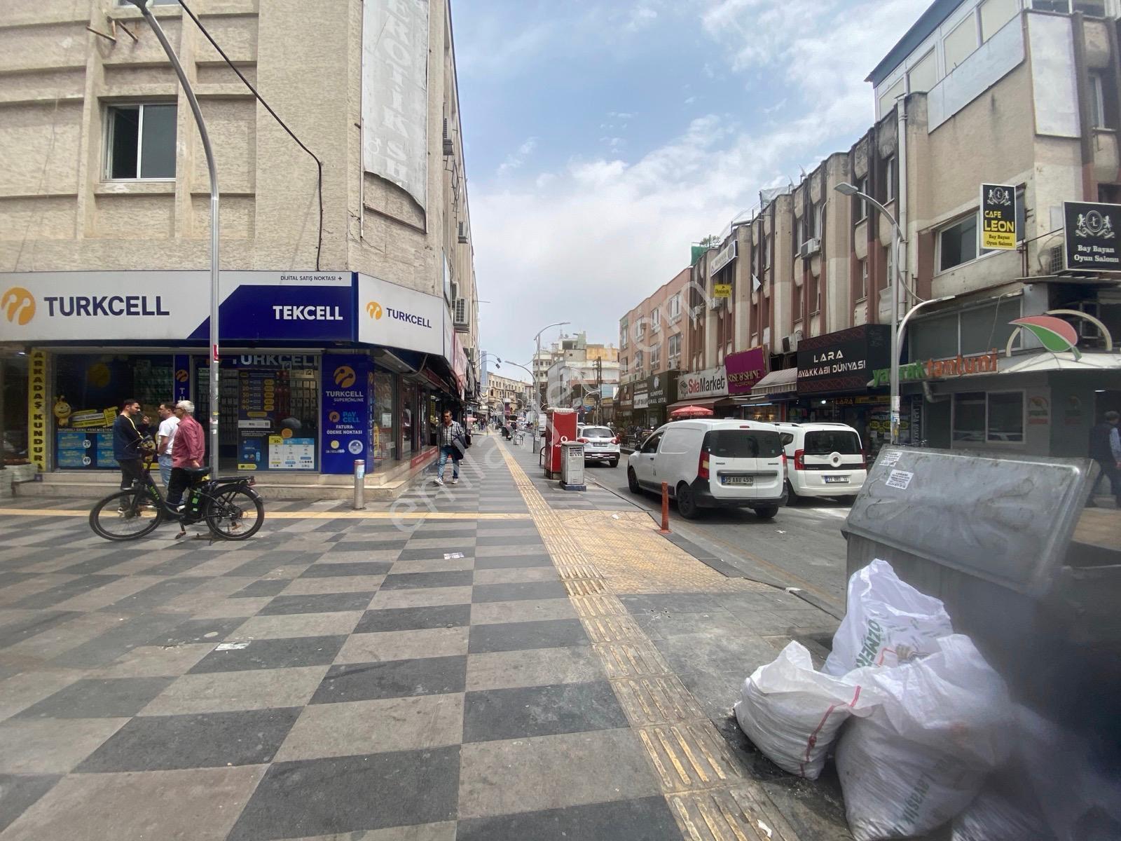 Kc Emlaktan Mersinin Göbeğinde Merkez Çarşıda Satılık Dükkan - Görsel 25