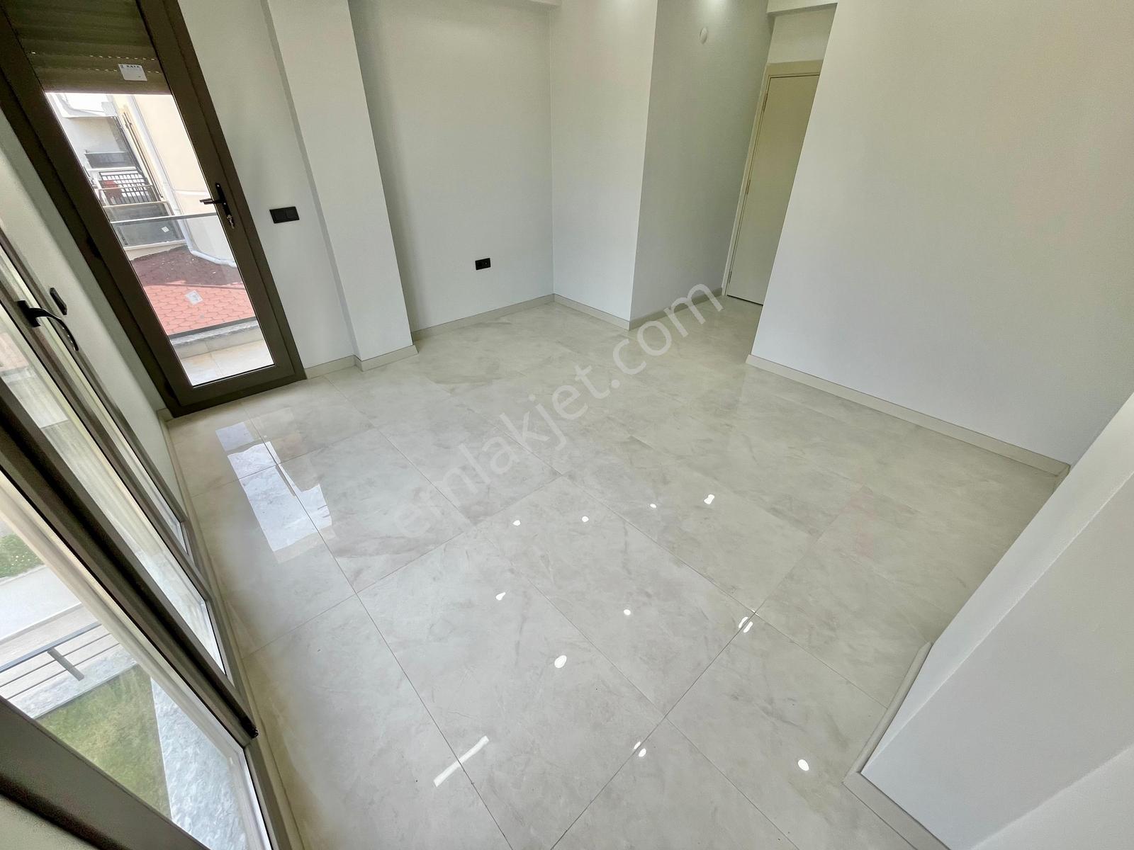 Gümüşden Gürede Denize Sadece 50m Müstakil Bahçeli Şık 3+1 Villa - Görsel 6