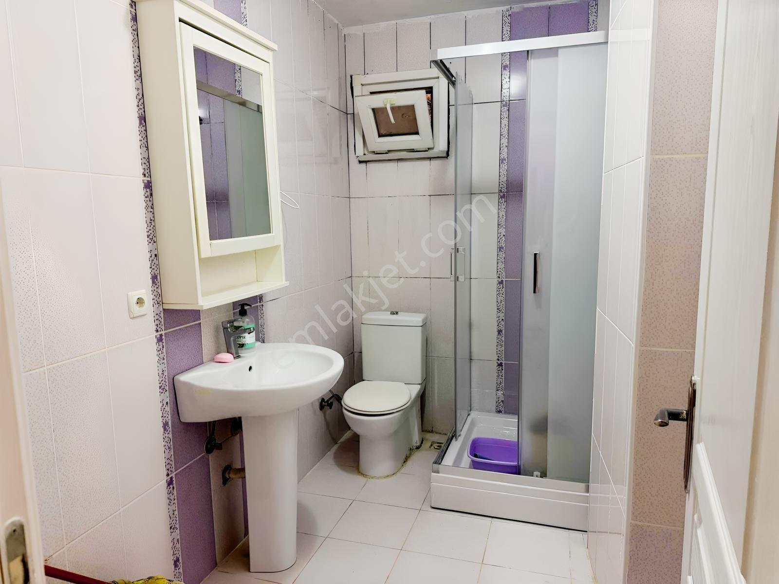 Mecidiyeköyde Bahçe Kullanımlı, İskanlı, 25000tl Kiracılı 2+1 - Görsel 8
