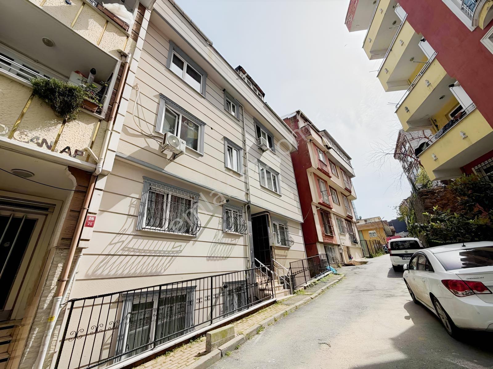 Mecidiyeköyde Bahçe Kullanımlı, İskanlı, 25000tl Kiracılı 2+1 - Görsel 2