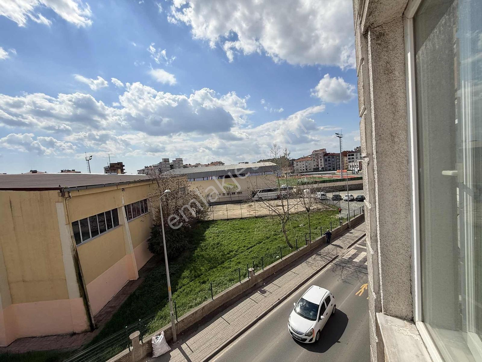 Bahçeli Evler Cadde Cephe Geniş 2+1 Ayrı Wcli Arakat Asansörlü - Görsel 12
