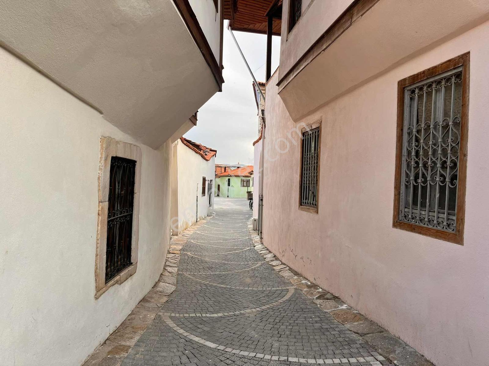Mahalle İçi İmarlı Arsa Mantıklı Takaslara Açıktır - Görsel 6