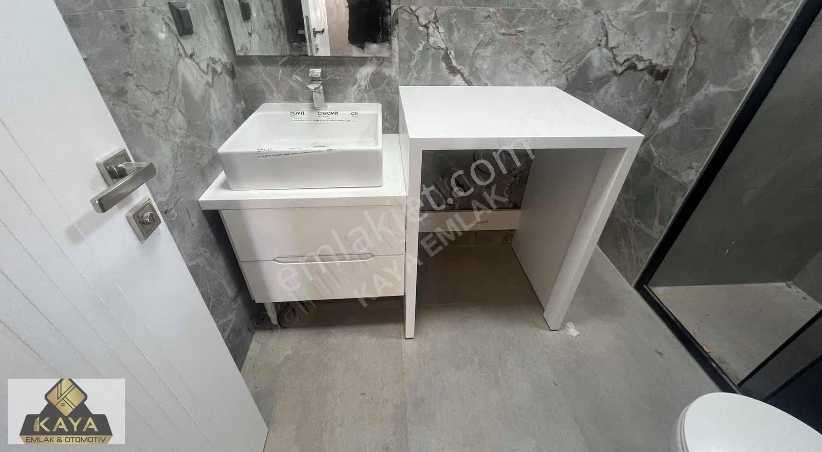 Üniversite Ve Hastaneye Yakın Cadde Üstü Site İçi 1+1 - Görsel 12