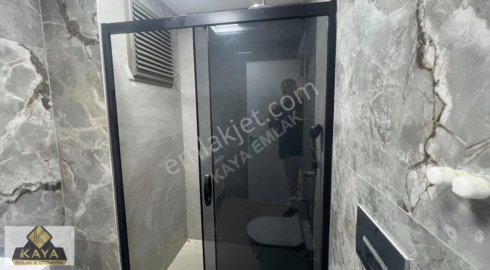 Üniversite Ve Hastaneye Yakın Cadde Üstü Site İçi 1+1 - Görsel 7