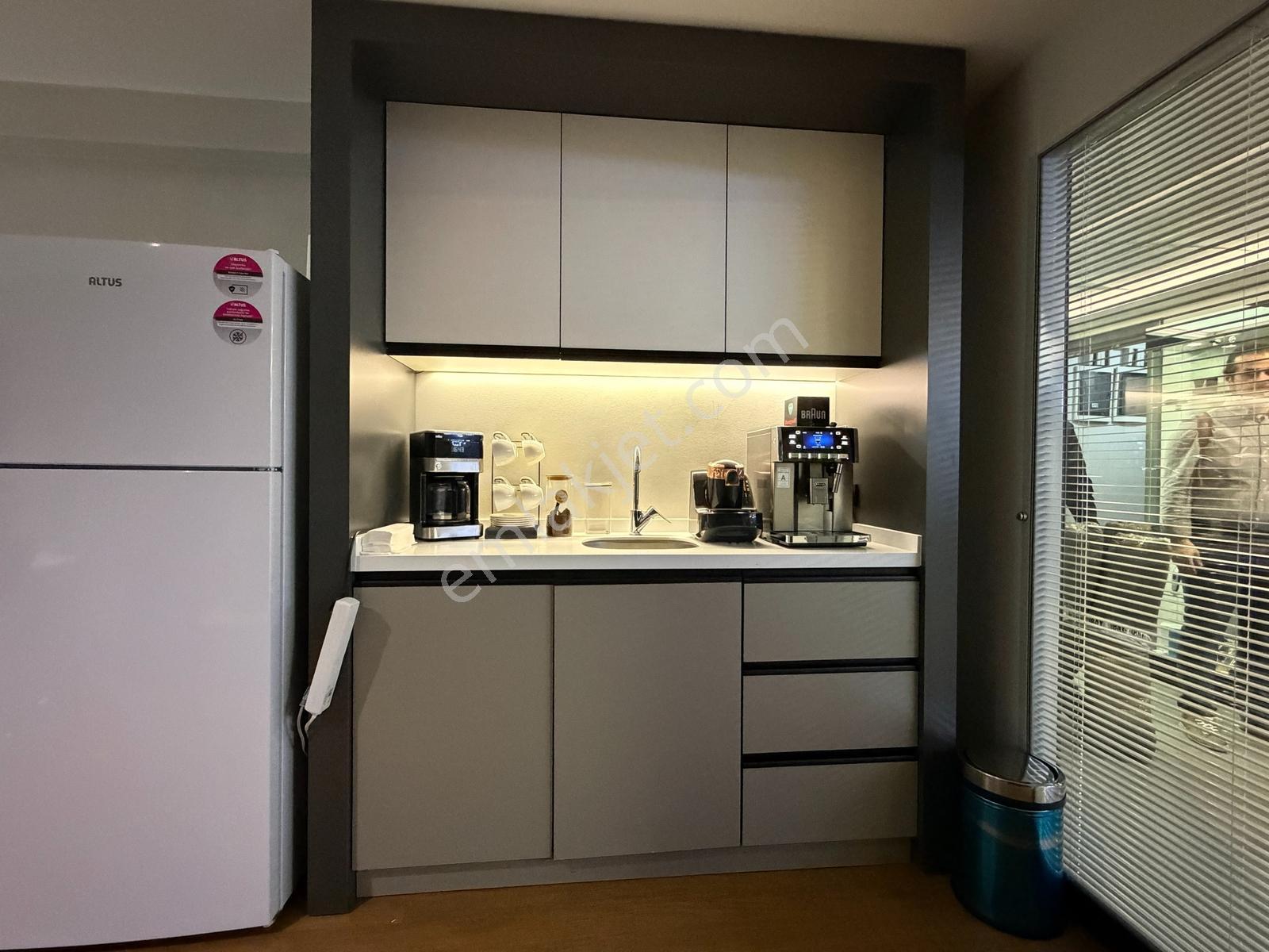 Mecidiyeköy Merkez Kiralık Plaza Katı - Görsel 15