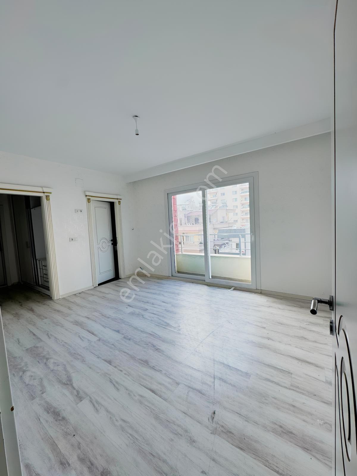 Erdemli Merkez Hastane Caddesi 4+1 Lük İşçilik Satılık Daire - Görsel 4