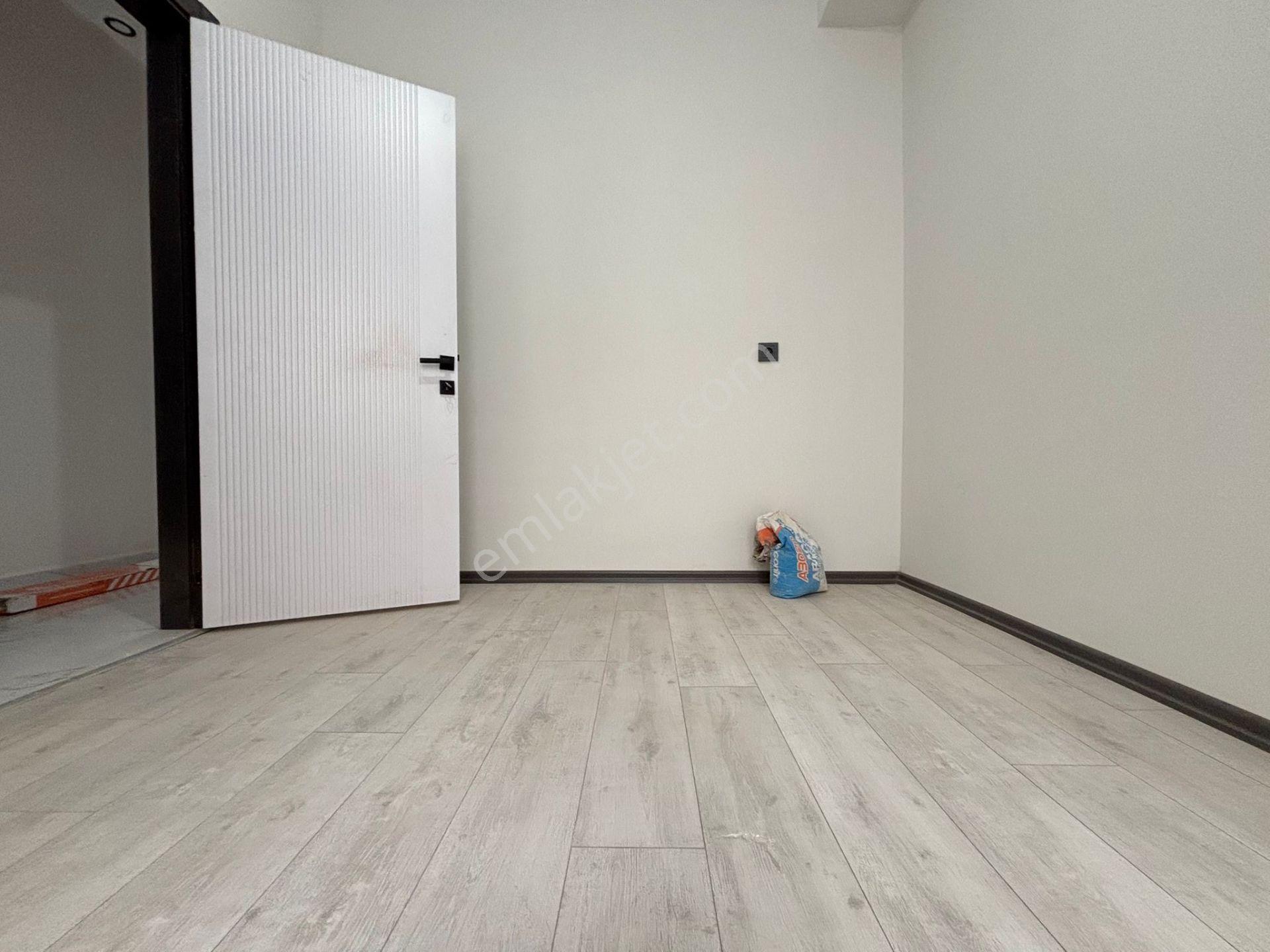 Mera Emlaktan Tuzcumurat Mh. Y. Isıtma 4+1 180m2 Kat Dubleksi - Görsel 30