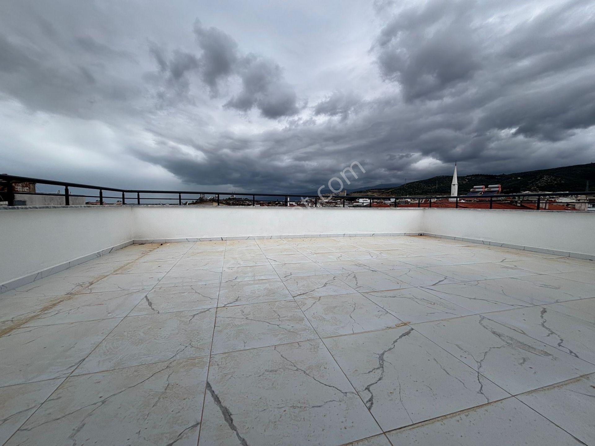 Mera Emlaktan Tuzcumurat Mh. Y. Isıtma 4+1 180m2 Kat Dubleksi - Görsel 5
