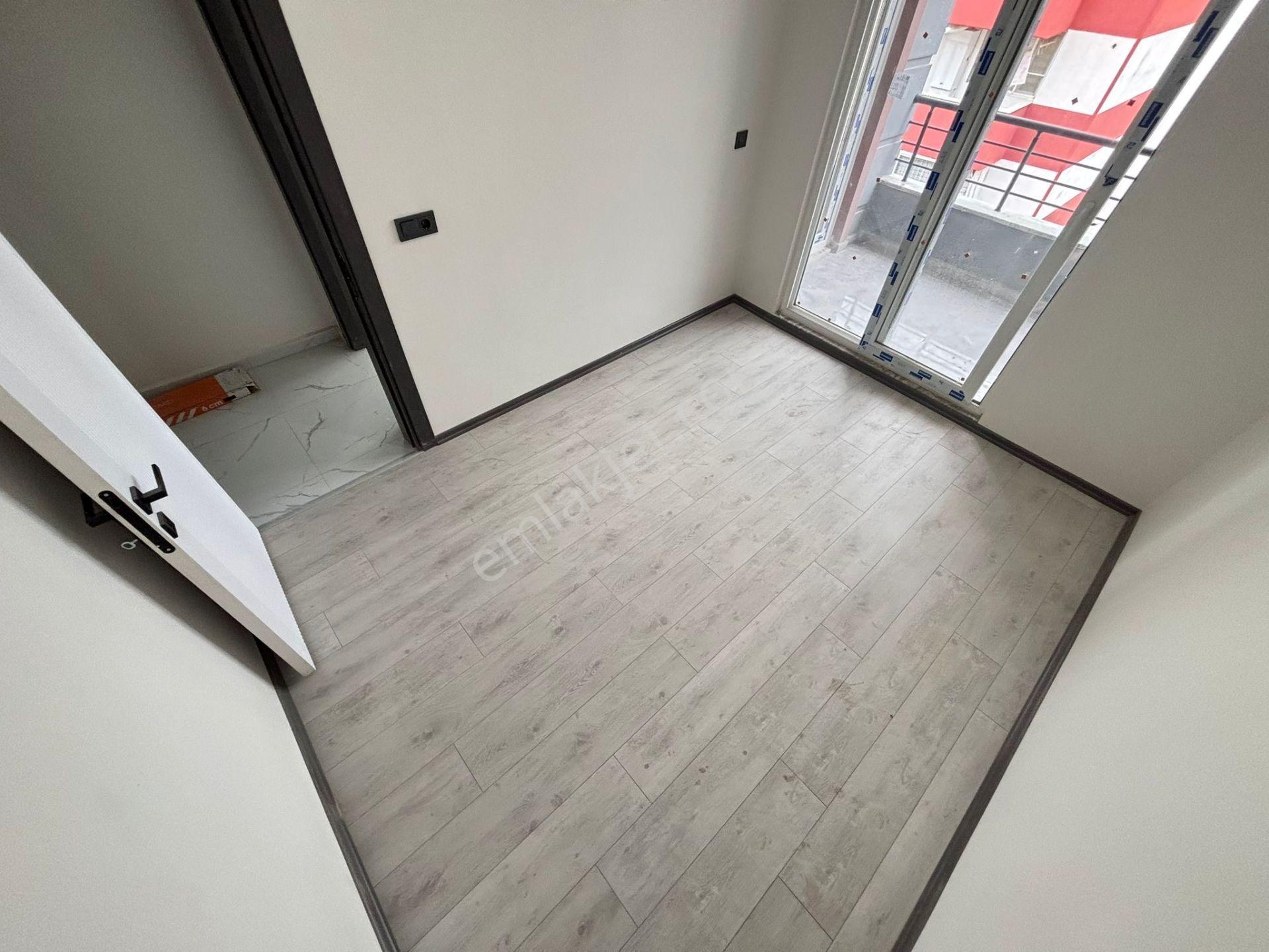 Mera Emlaktan Tuzcumurat Mh. Y. Isıtma 4+1 180m2 Kat Dubleksi - Görsel 13