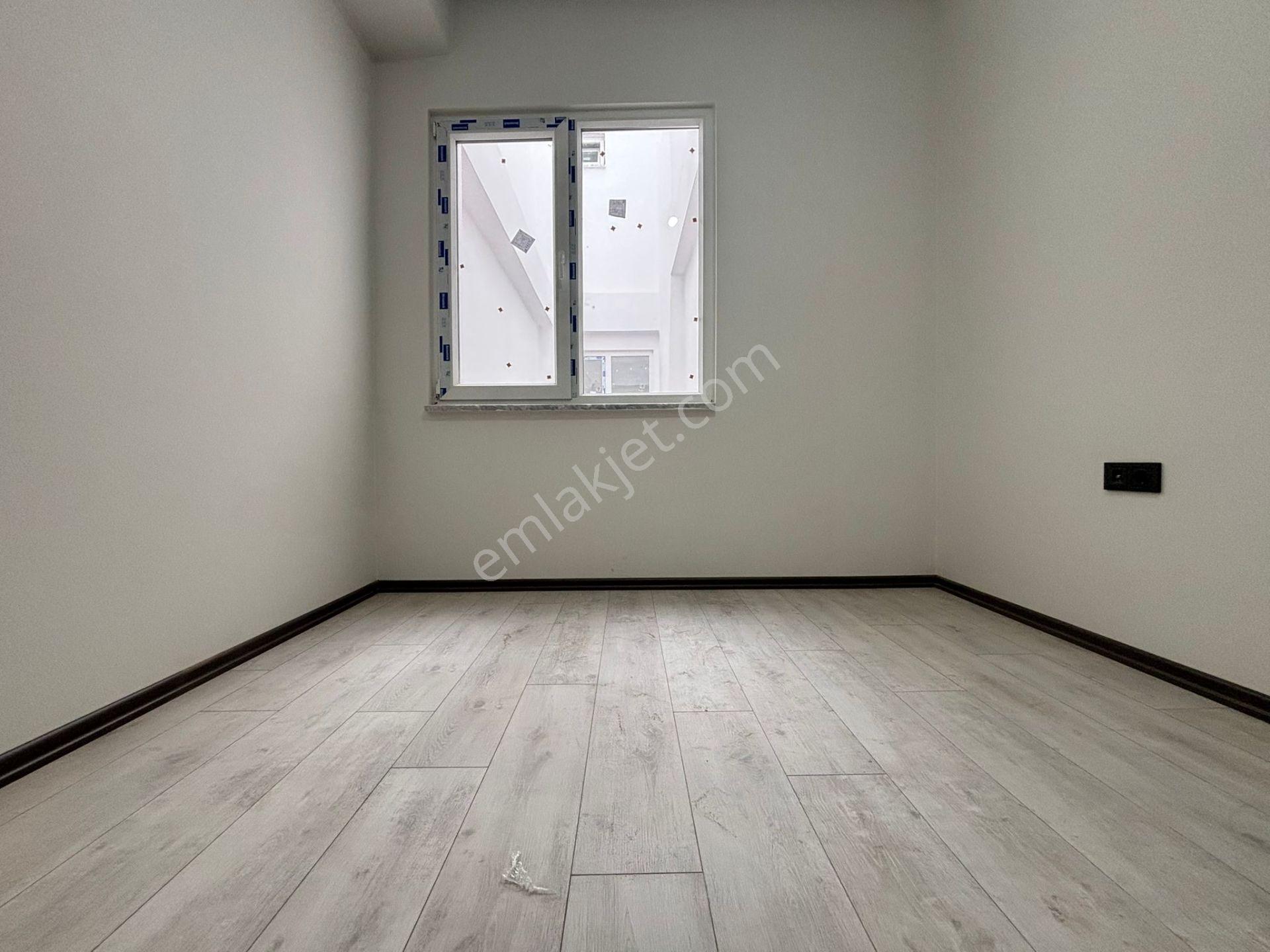 Mera Emlaktan Tuzcumurat Mh. Y. Isıtma 4+1 180m2 Kat Dubleksi - Görsel 34
