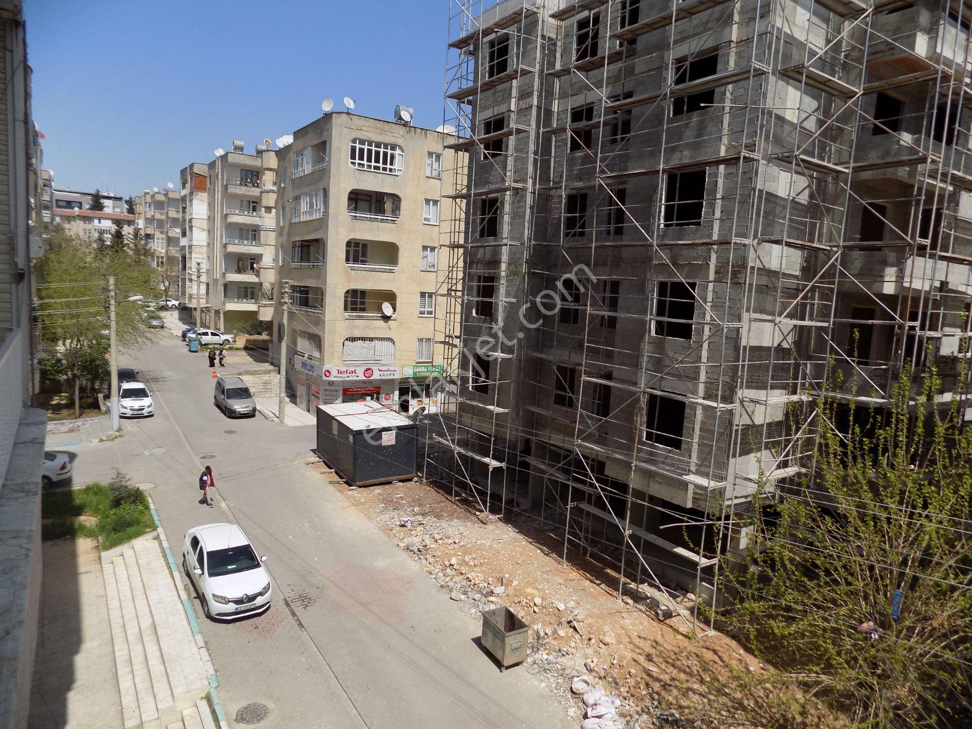 Selahaddin Eyyubi Mah. Mehmet Akif Ersoy Caddesi 3. Parsel 3+1 Doğalgazlı, 180 M2 3. Kat Daire - Görsel 9