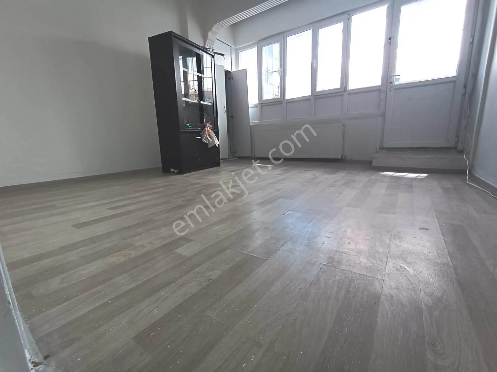 Satılık Daire Pendik Esenyalı Mahallesi - Görsel 2