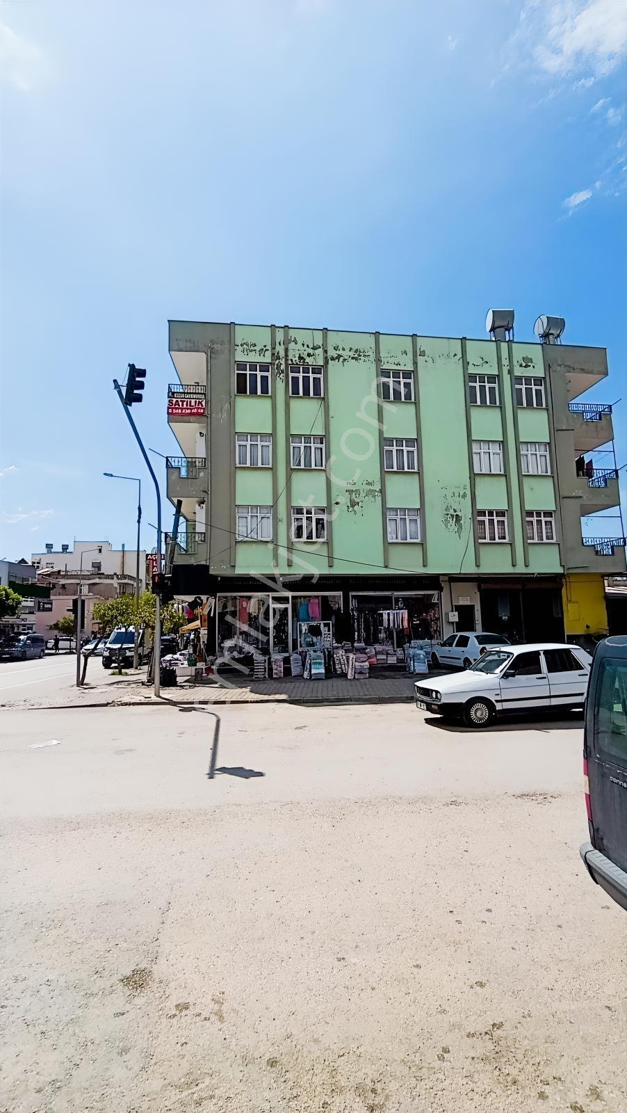 Kozan Gayrimenkulden Saimbeyli Caddesinde Harika Konumda Daire - Görsel 2