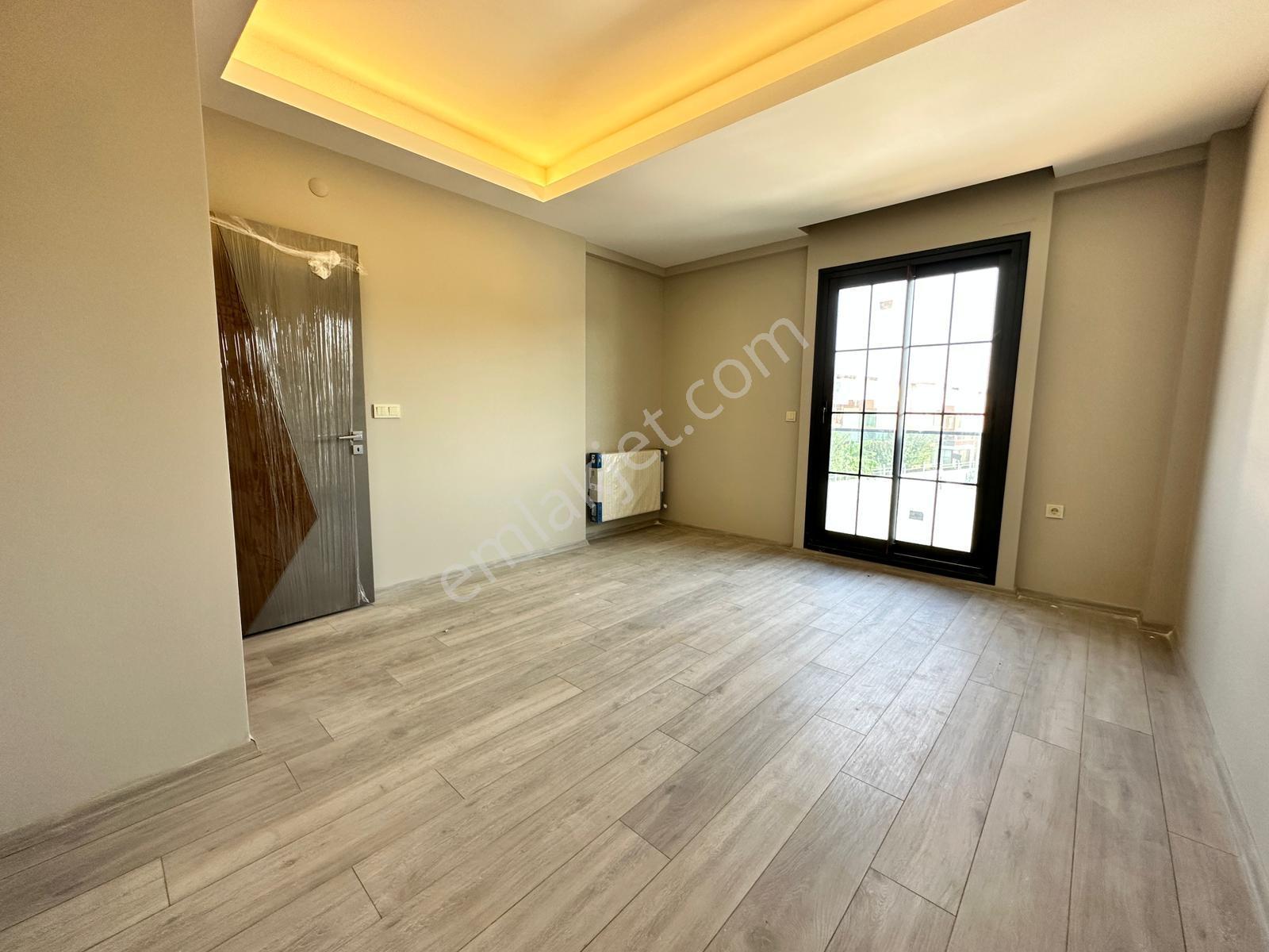 Menderes'te Defne Park Sitesi Arsası 300m2 3+1 Satılık Villa - Görsel 32