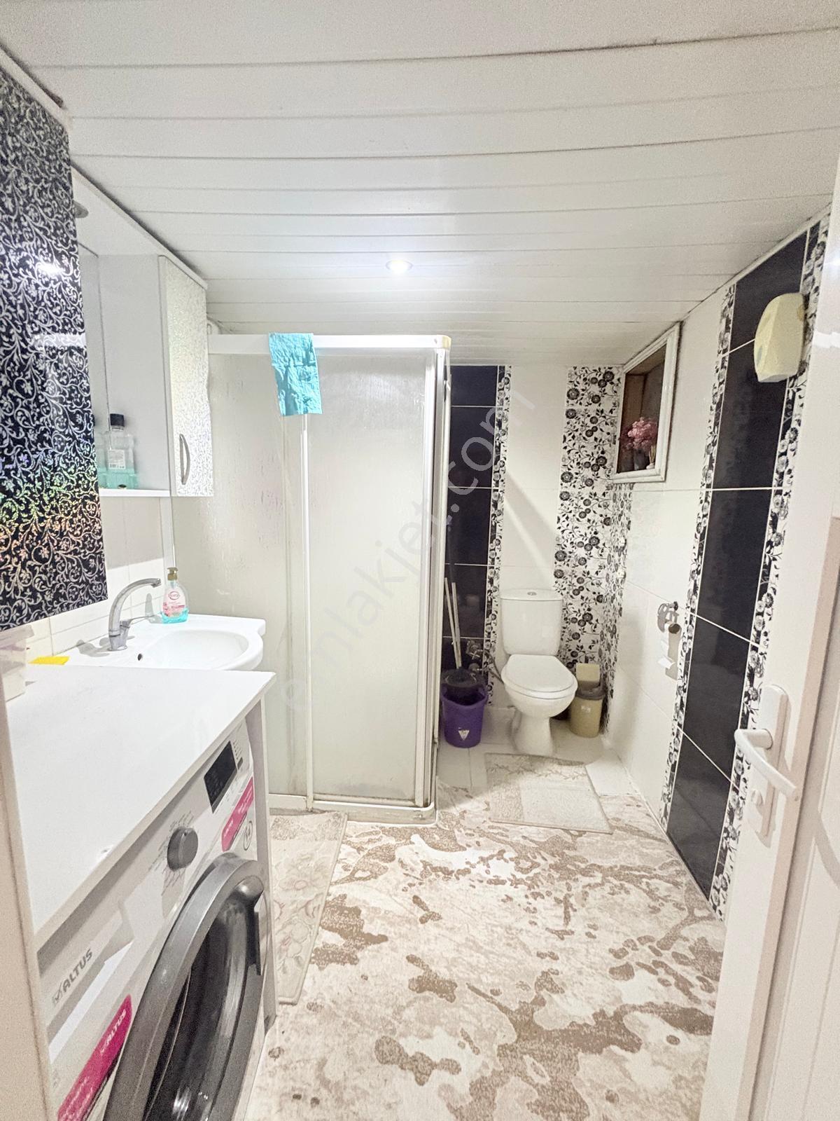 Prestij'den Şöförler Cemiyeti Civarı Tertemiz 4+1 Daire - Görsel 18