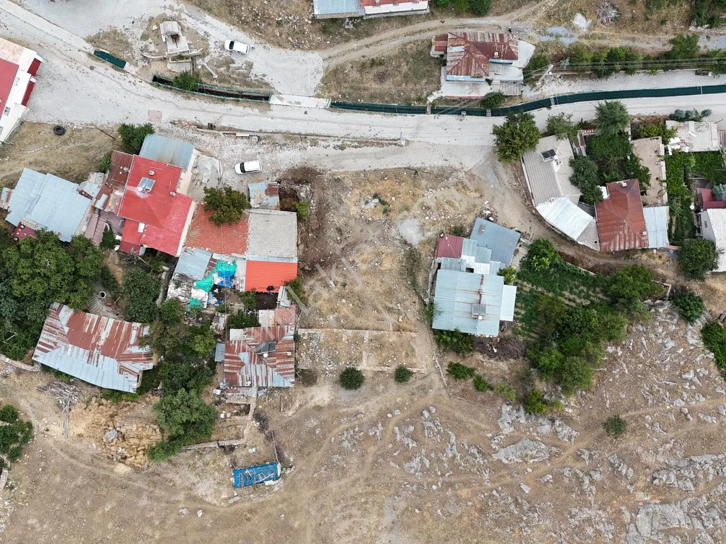 İşyapar Gayrimenkulden Şehire 20 Dakika Uzaklıkta 760 M² Arsa - Görsel 3
