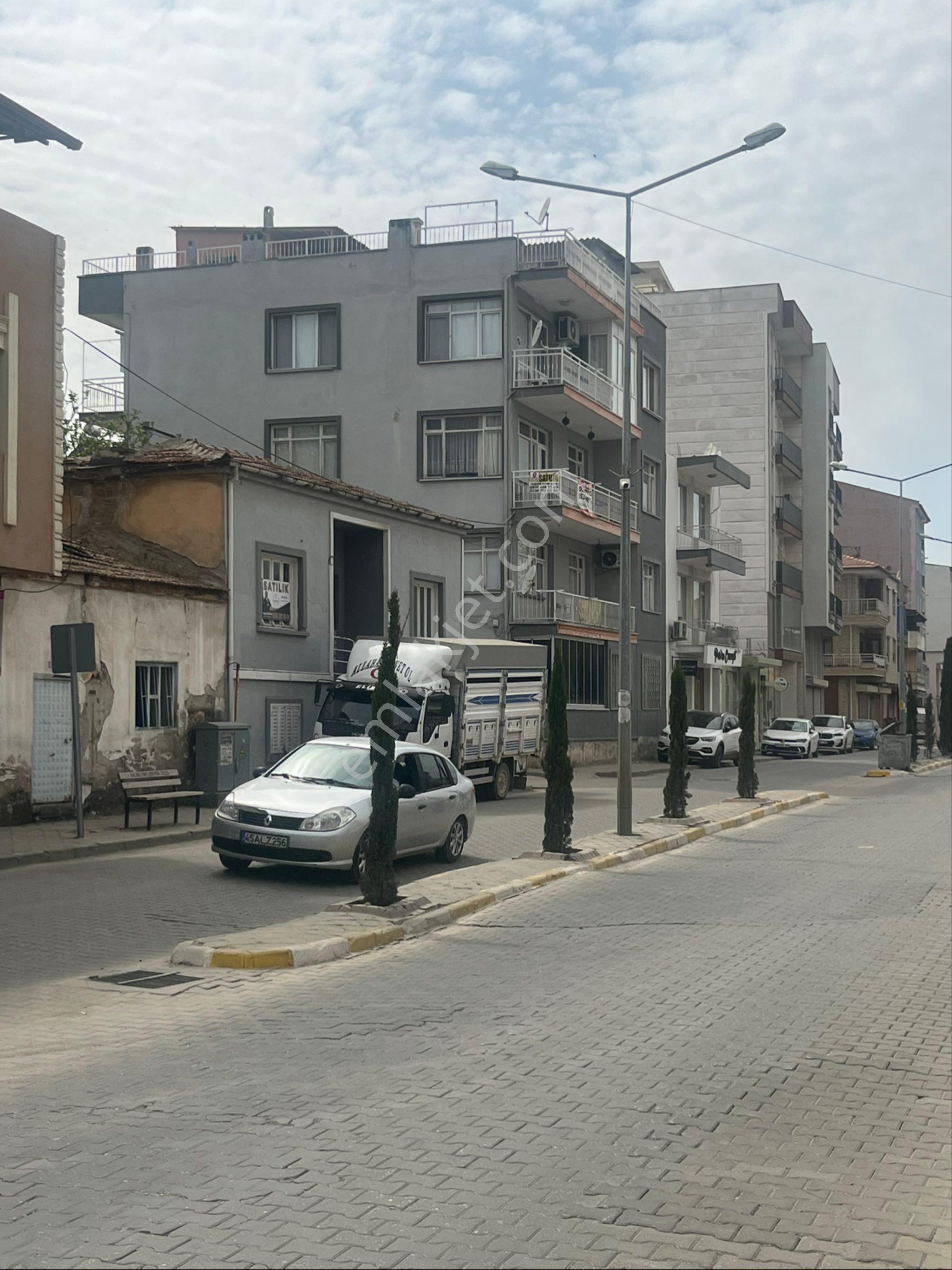 Satılık Çatı Katı