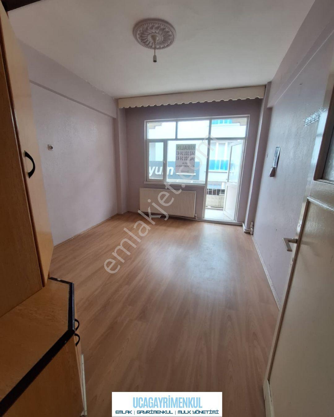 Uca'dan Çarşı Merkez De Kiralık Daire.! - Görsel 5