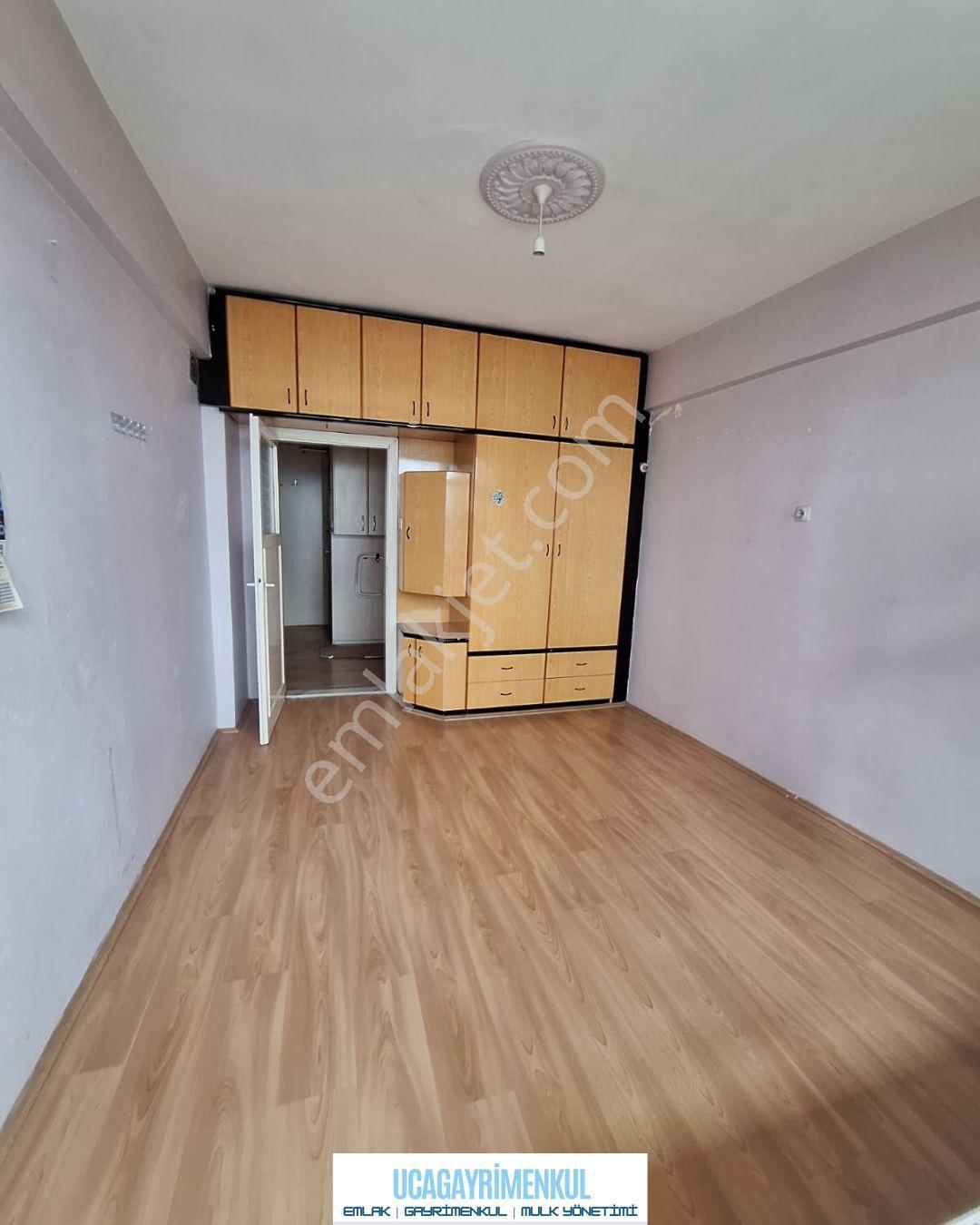 Uca'dan Çarşı Merkez De Kiralık Daire.! - Görsel 3