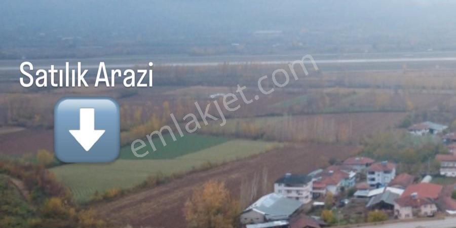 9933m2 Tokat Merkez Çerçi Köyü'nde Satılık Sulak Tarım Arazisi