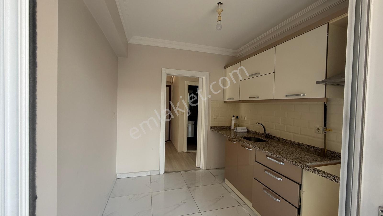C21 İz 'den Seah Yakını Site İçi Büyük 2+1 Daire.. - Görsel 14