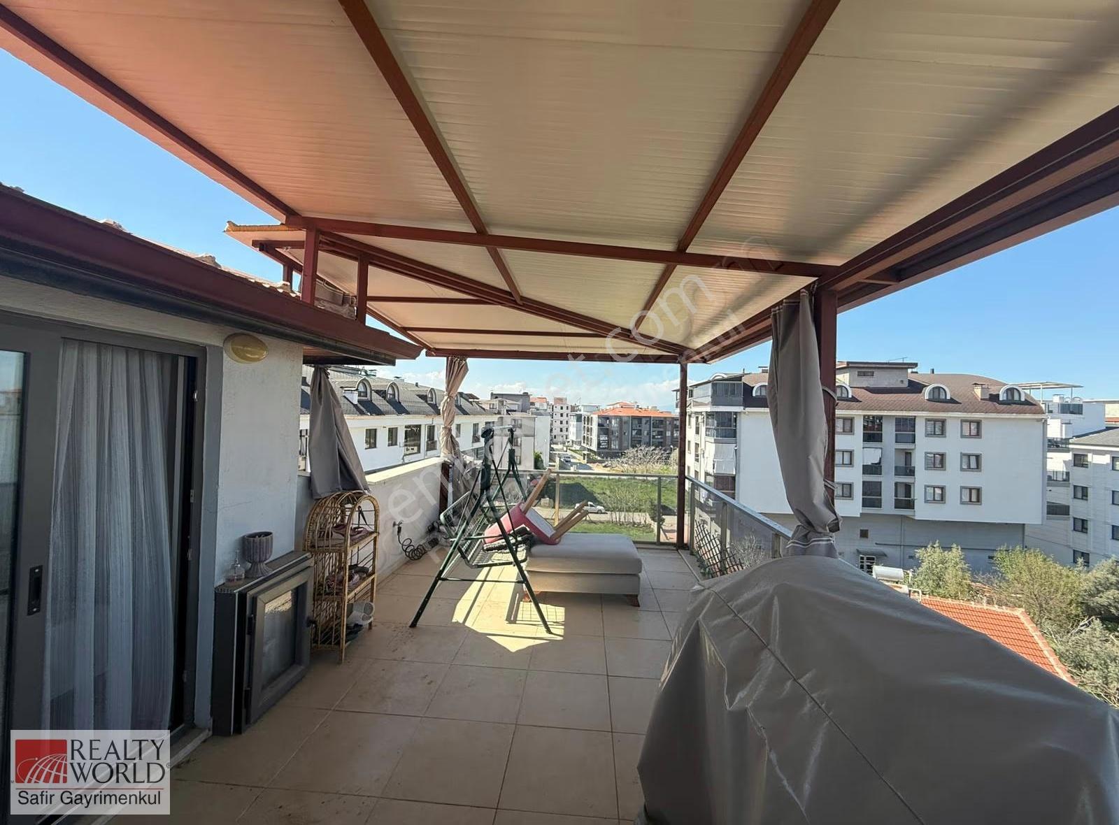 Karahasanlı'da 4+1 Dubleks Daire - 205 M² Geniş Kullanım Alanı - Görsel 20