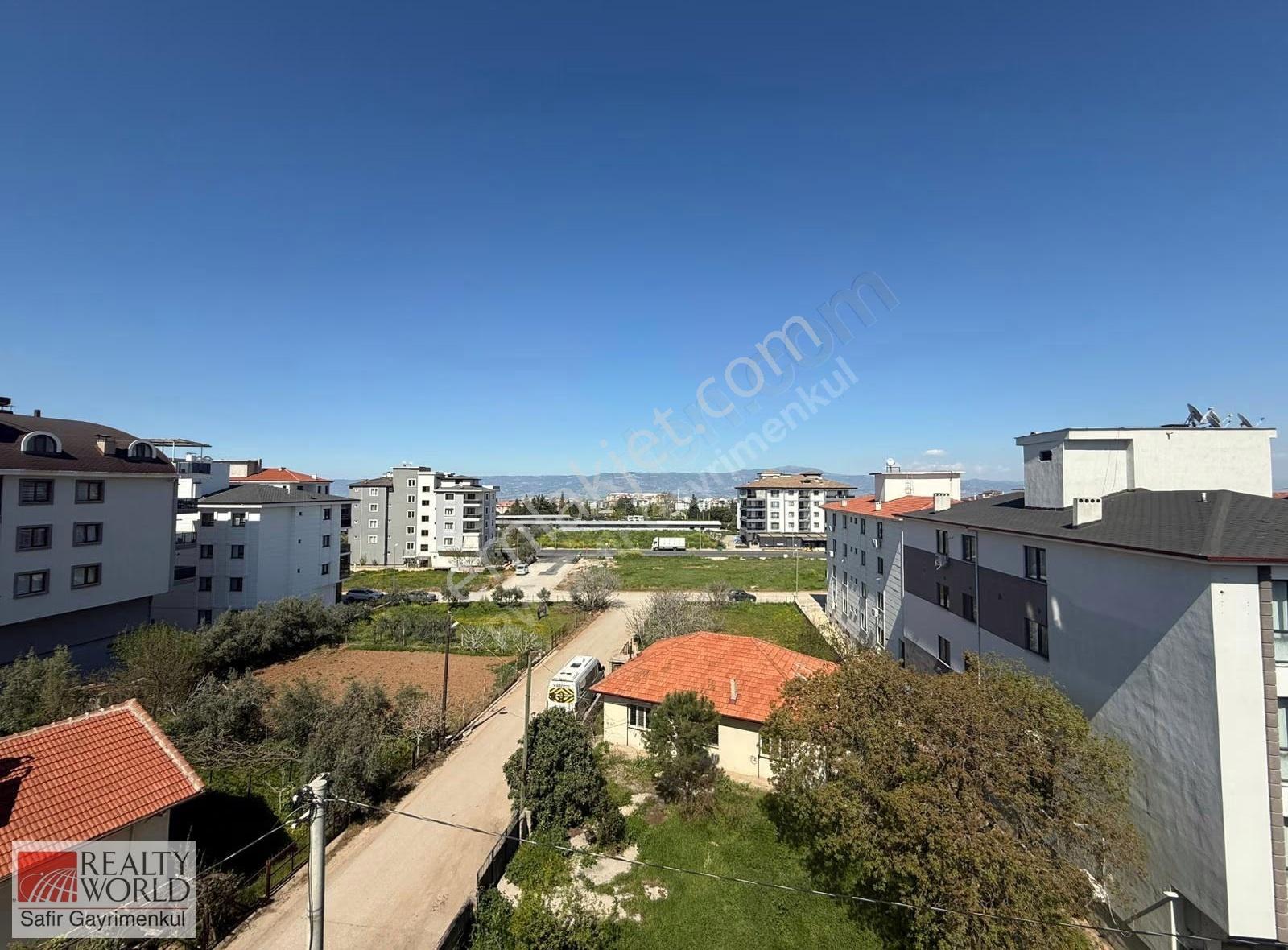 Karahasanlı'da 4+1 Dubleks Daire - 205 M² Geniş Kullanım Alanı