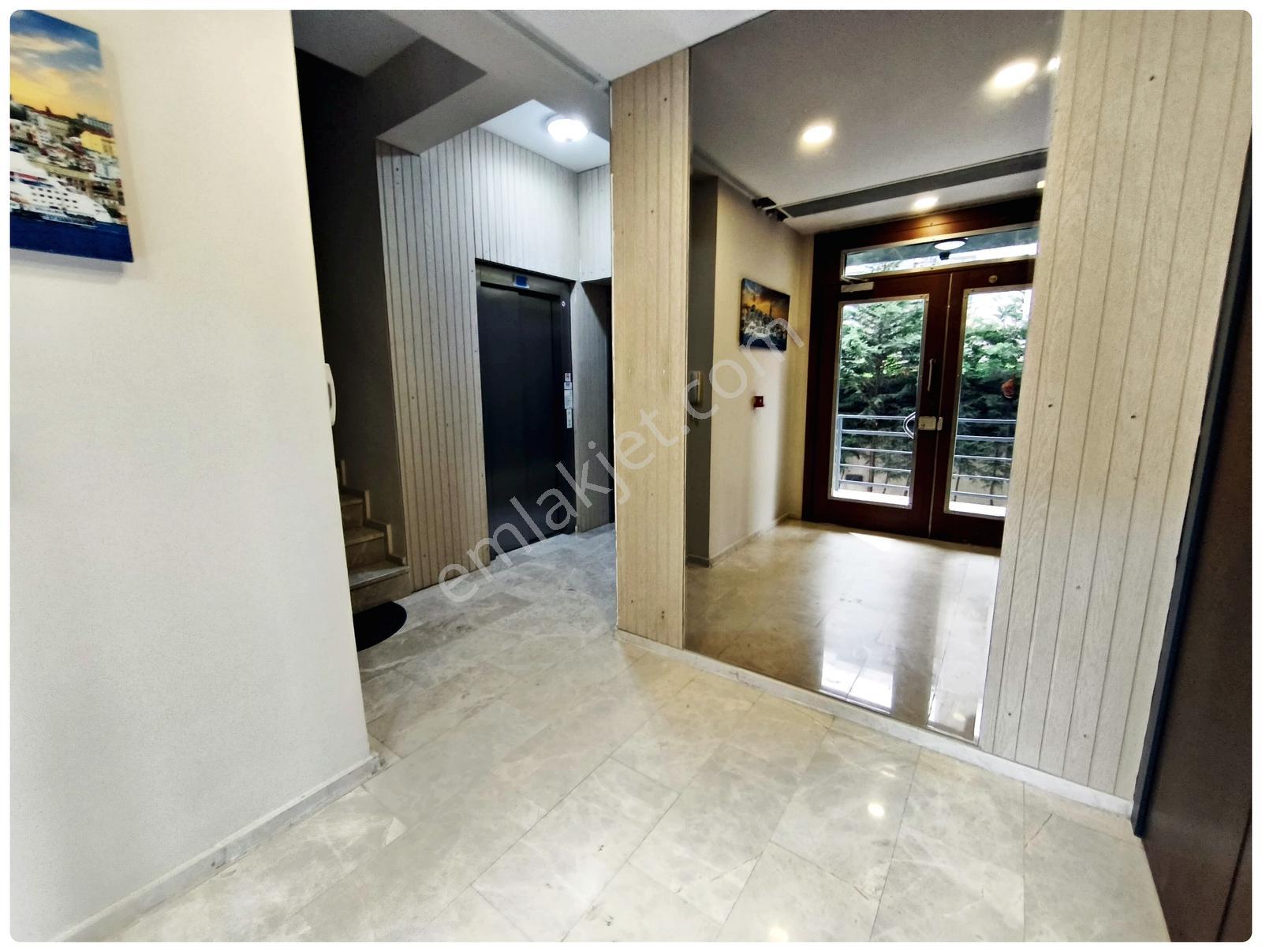 Poyraz'dan Suadiyede Bağdat Caddesine Yakın 3+1 100 M2 Net Daire - Görsel 10