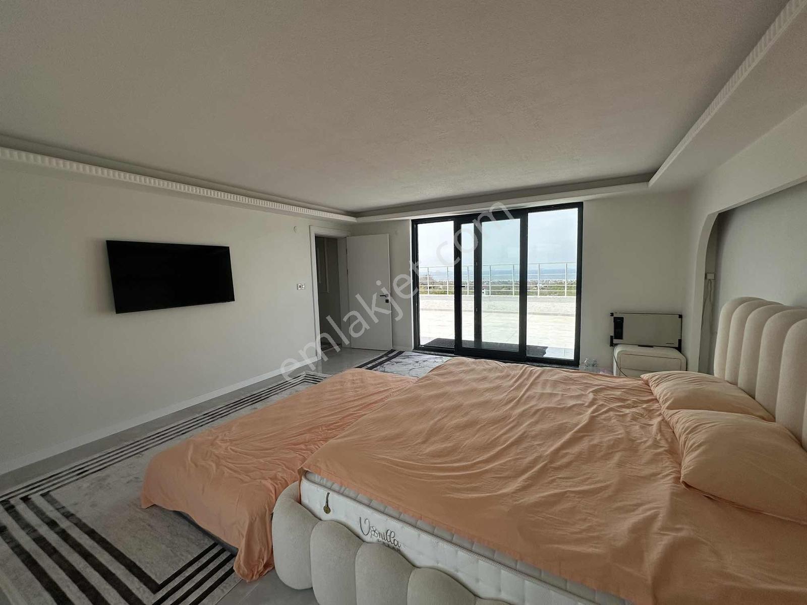 Deniz Ve Doğa Manzaralı Müstakil Havuzlu Satılık Villa - Görsel 8
