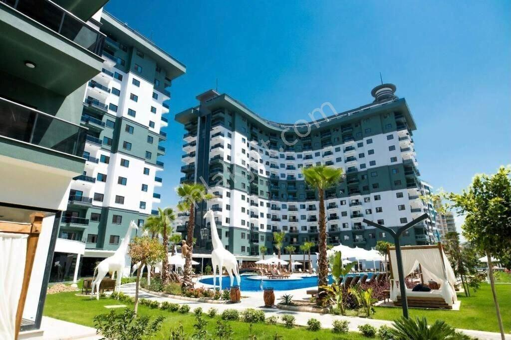 Alanya Mahmutlar’da Full Eşyalı 1+1 Satılık Daire