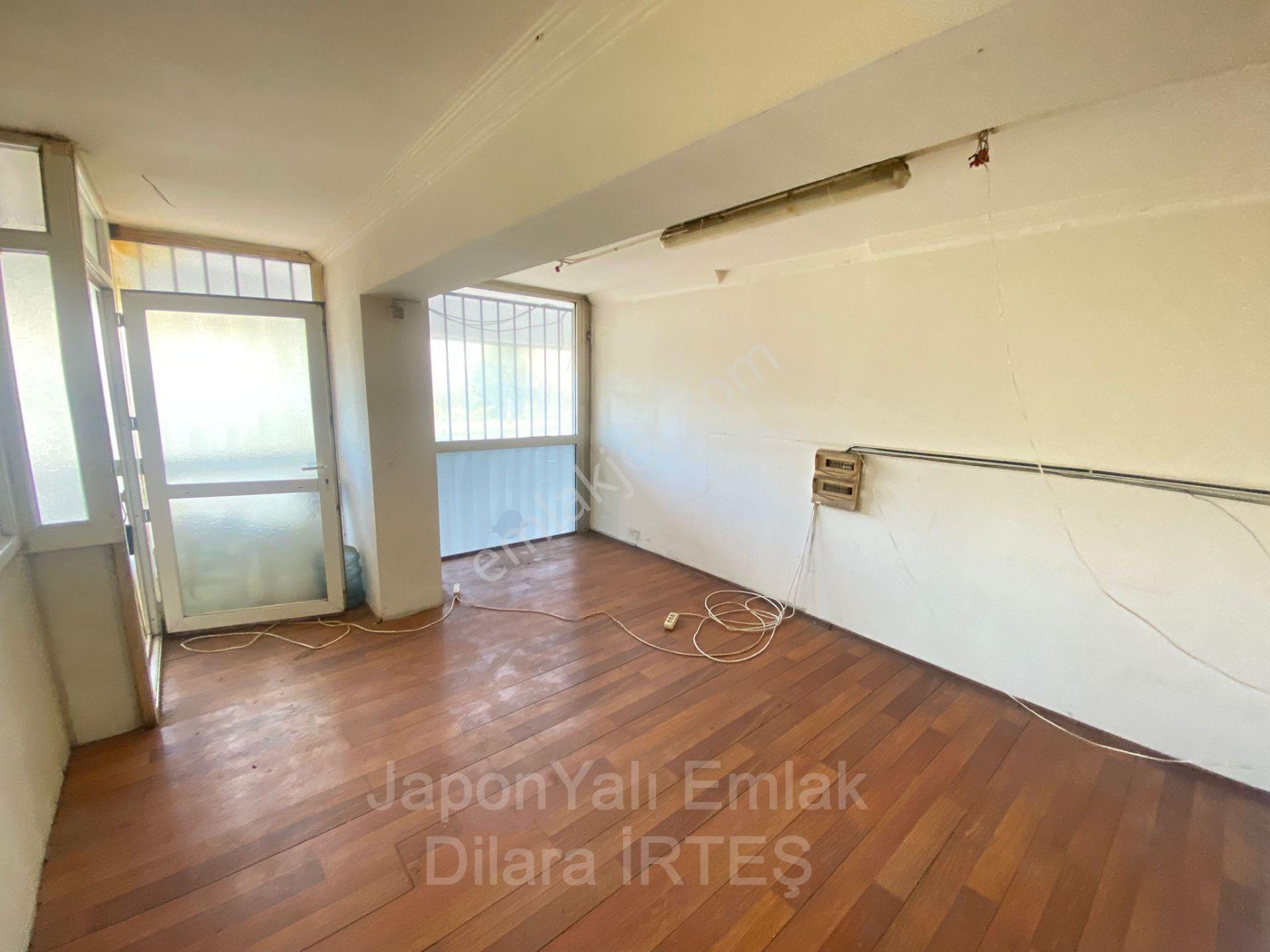 Halide Edip Adıvar Caddesinde Dörtyol Kavşağında 160 M2 Kiralık Dükkan - Görsel 10