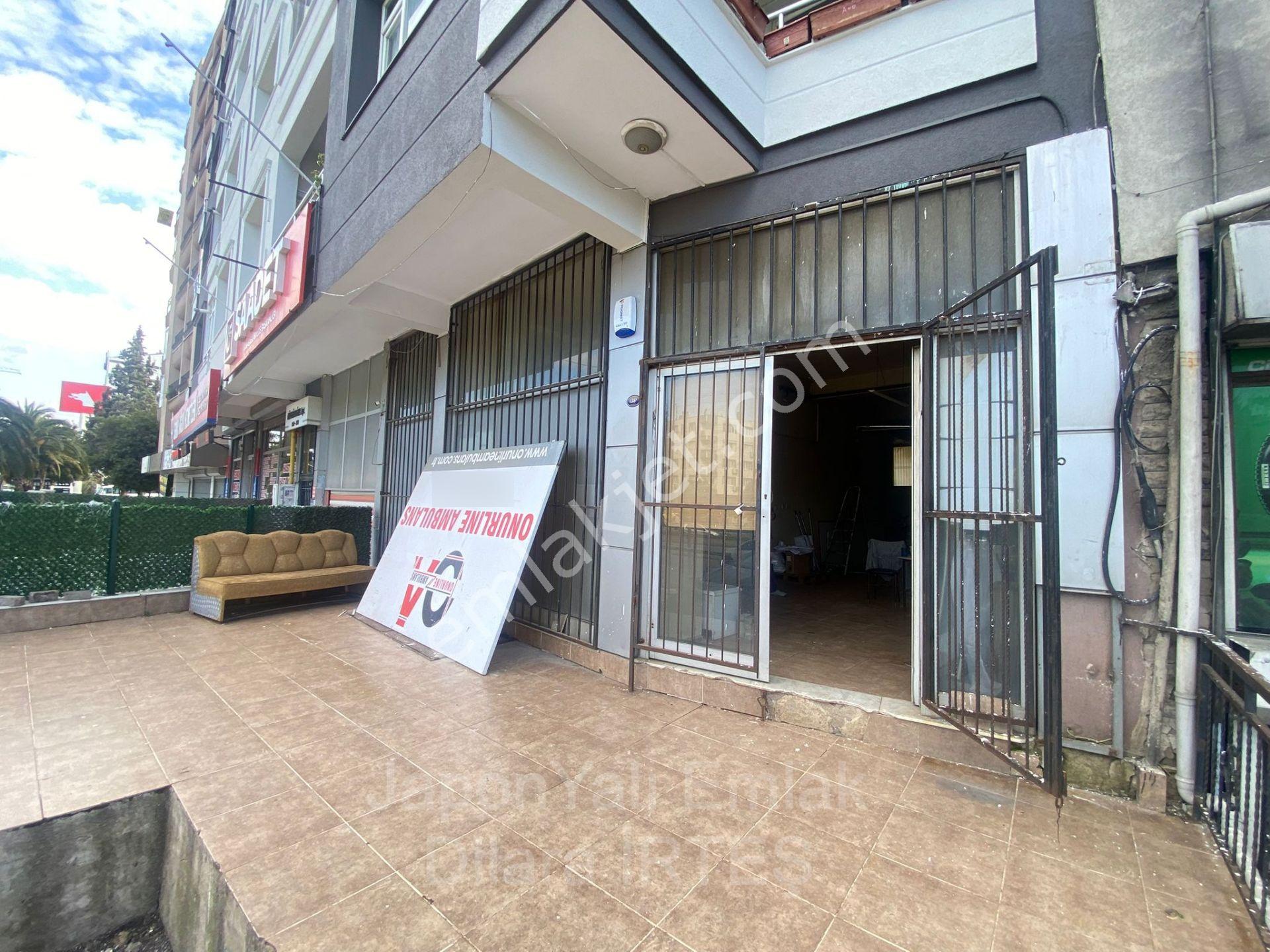 Halide Edip Adıvar Caddesinde Dörtyol Kavşağında 160 M2 Kiralık Dükkan - Görsel 4