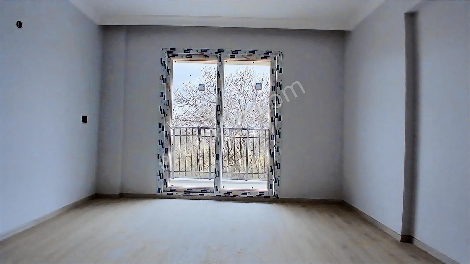 Germencik Park Mahalle'sinde Doğalgazlı Harika 3+1 Daire - Görsel 3