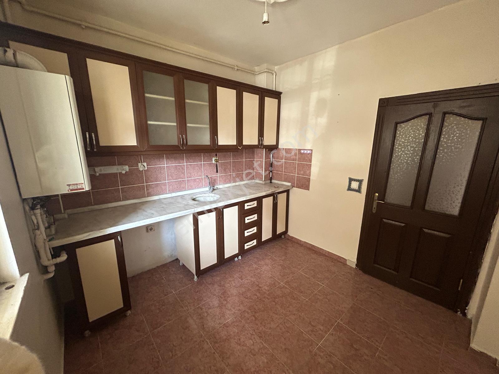 Çiğdemtepe Sağık Ocağı Yakını 2+1 Yüksek Giriş Kiralık Daire** - Görsel 4