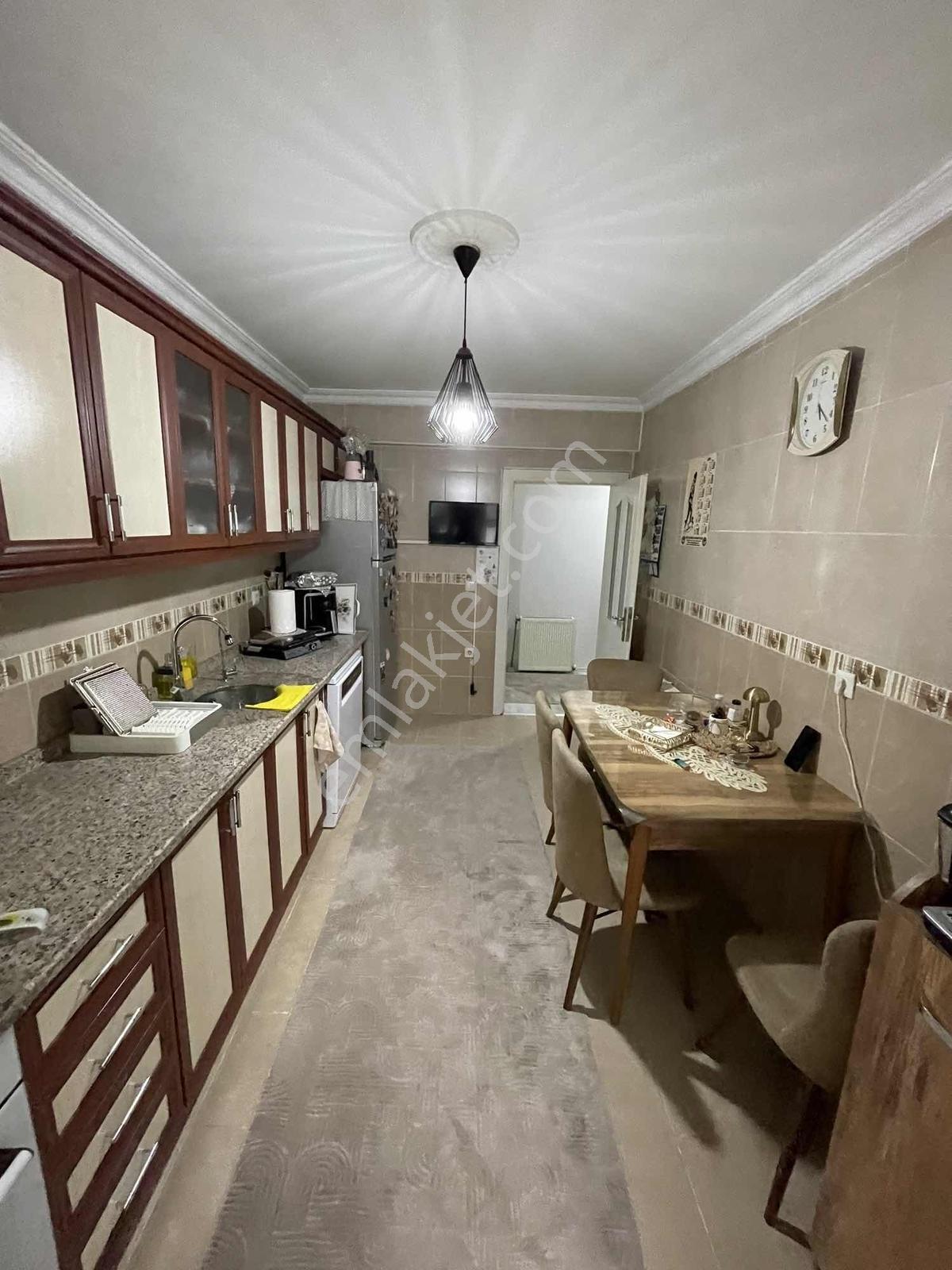 Reşadiye Mahallesin De 2+1 Arakat Acil Satılık Daire - Görsel 23