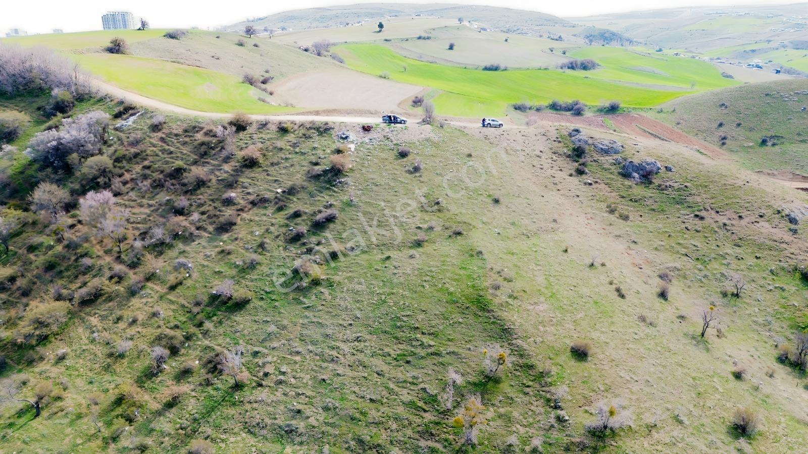 Han'dan Kösrelik Göl Manzralı Yol Cepheli 1/2 Hisseli Arsa - Görsel 26