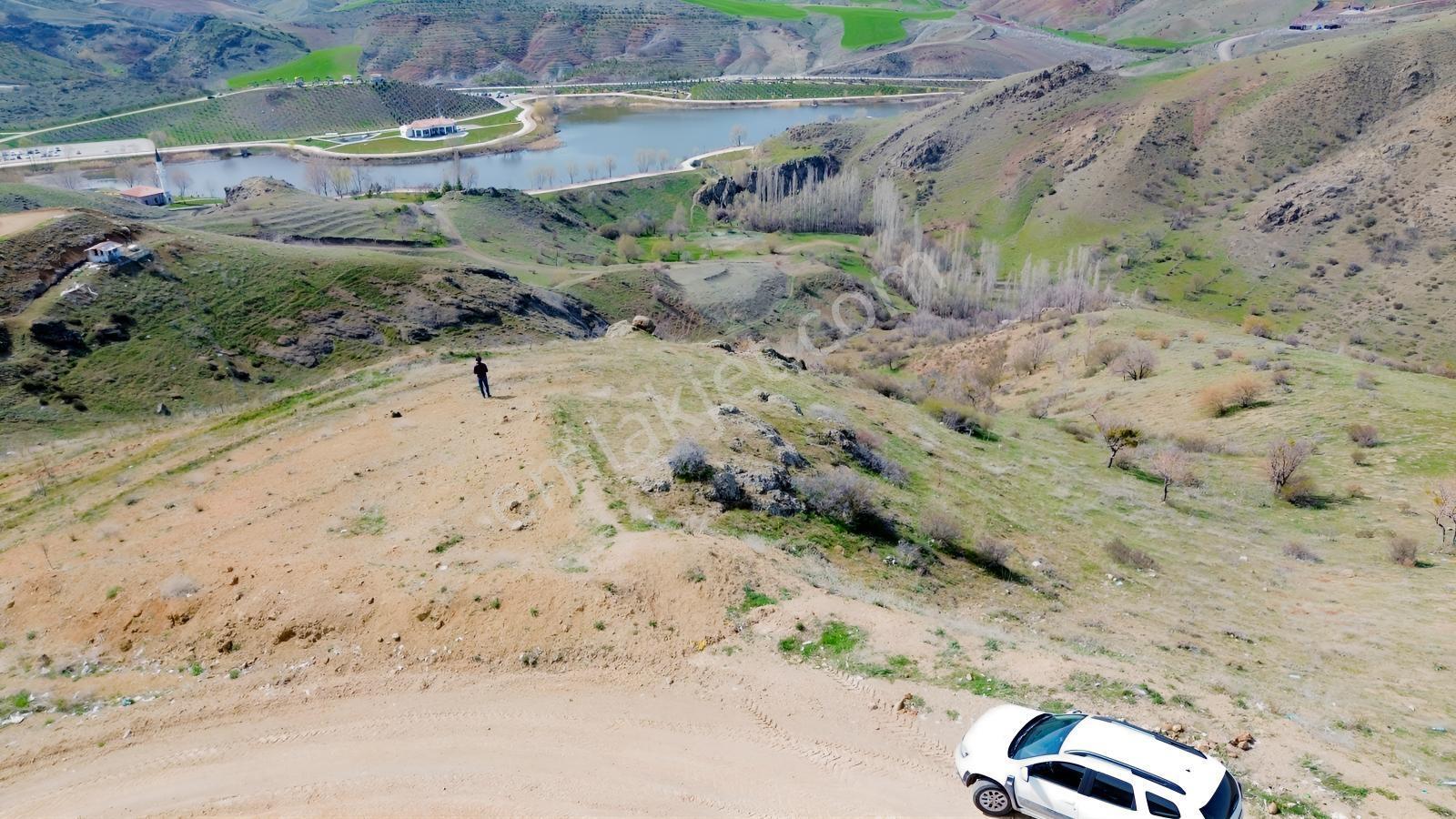 Han'dan Kösrelik Göl Manzralı Yol Cepheli 1/2 Hisseli Arsa - Görsel 30